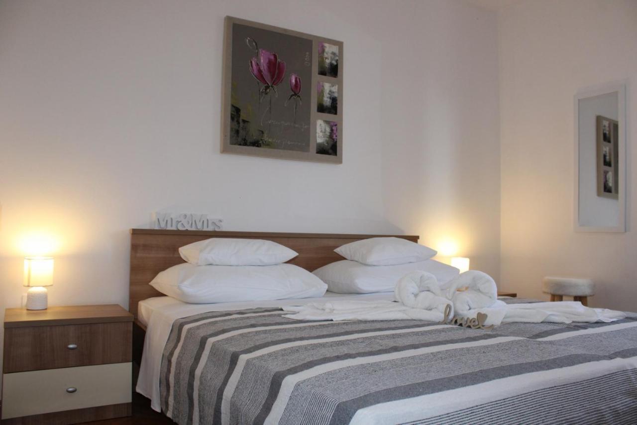 Lily'S Lovely Apartments Fažana Esterno foto